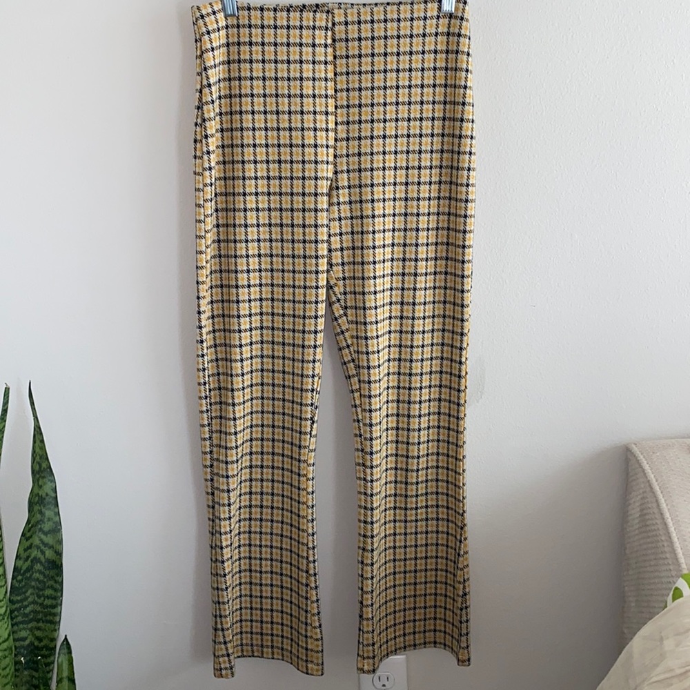 Urban Outfitters | Plaid  black & yellow pants